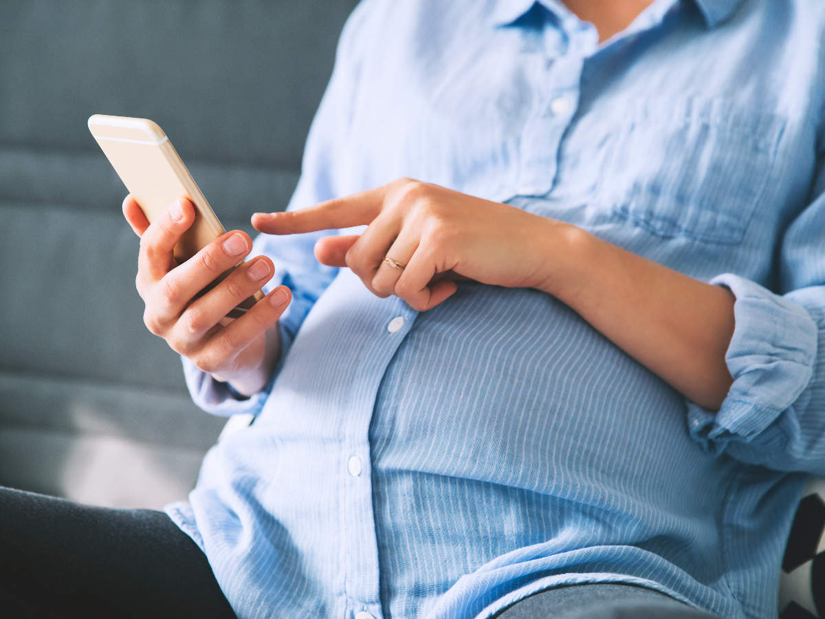 آیا گوشی موبایل برای زن باردار ضرر دارد