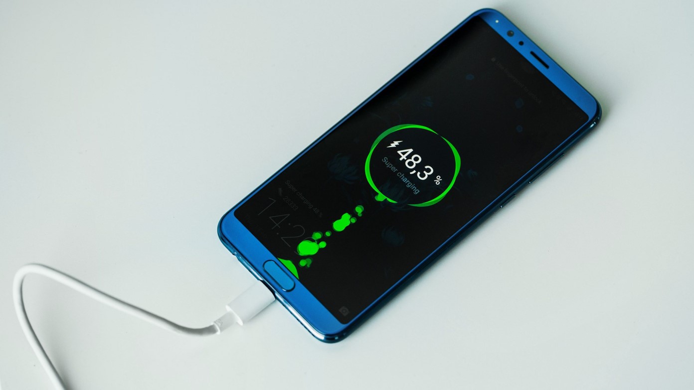 چگونه گوشی را سریعتر شارژ کنیم؟