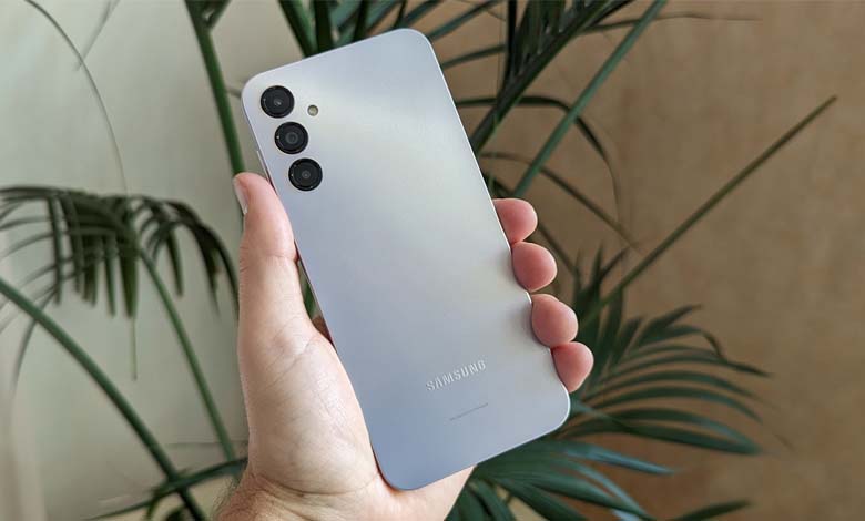 مقایسه گلکسی a14 با poco c40